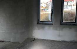 Duplex 98 mp utili, 475 mp teren, drum asfaltat, zona de case!