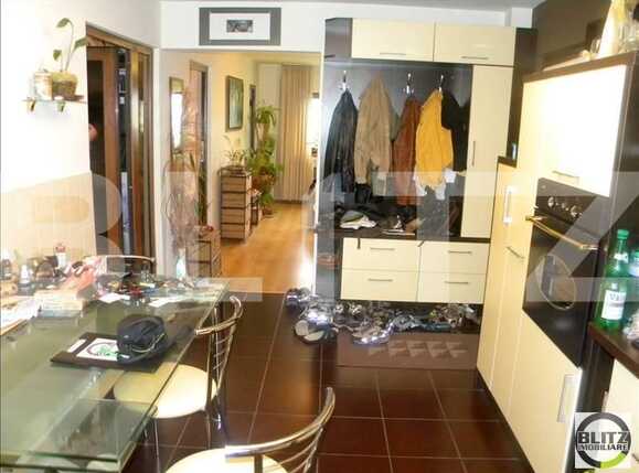 Apartament de vânzare 4 camere Zorilor - 4652AV | BLITZ Cluj-Napoca | Poza1