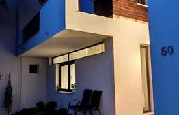 Casa Cuplata, 4 camere,190 mp utili, teren de 170 mp! Zona Exclusiv de Case!