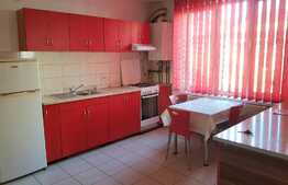 3 camere, 63mp, etaj intermediar, loc parcare! Zona strazii Tineretului!