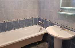 3 camere, 63mp, etaj intermediar, loc parcare! Zona strazii Tineretului!