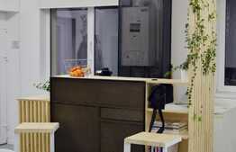 Birou mobilat, 90 mp dispusi pe 2 nivele, casa individuala 