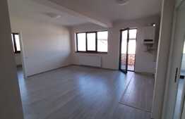 Pret oportun, finisaje noi, compartimentare practica, zona Sub Cetate!