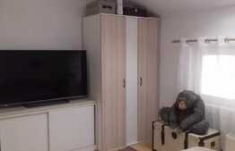 3 camere, decomandat, 59 mp., zona Terra