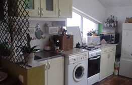 3 camere, decomandat, 59 mp., zona Terra