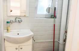 2 camere semidecomandate, parcare, zona UMF