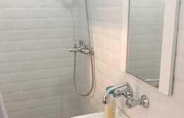 2 camere semidecomandate, parcare, zona UMF