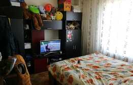 Apartament doua camere, etaj intermediar, P-ta Hermes !