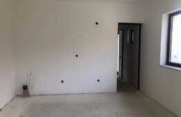 Casa individuala cu 5 camere, 160 mp utili, teren de 500 mp! Luna de Sus ! 