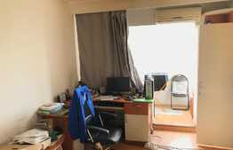 De vanzare garsoniera, 22 mp plus balcon inchis, zona Golden Tulip