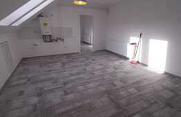 3 camere, 57 mp, finisaje noi, lift, zona Teilor