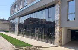 Spatiu Comercial, 597 mp, imobil rezidential nou, zona Cluj Arena