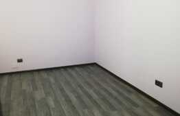 Apartament de lux, decomandat, loc de parcare, etaj intermediar, zona Cetatii