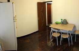 Apartament 1 camera decomandat + parcare, zona Strazii Fagului 