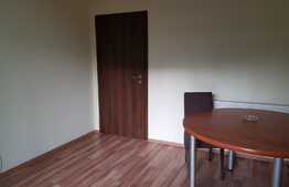 Birou Central, 57 mp in cladire moderna de sticla, loc de parcare inclus