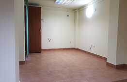 Birou Central, 57 mp in cladire moderna de sticla, loc de parcare inclus