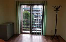 Birou Central, 57 mp in cladire moderna de sticla, loc de parcare inclus