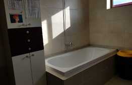 Birou finisat, 86 mp, cu terasa generoasa si locuri de parcare