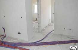 Apartament de vanzare cu 3 camere, 62 mp utili