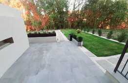 Apartament 2 camere, 53mp utili, gradina, zona Vivo!