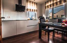 Exclusiv! Duplex super finisat, 130 mp utili, teren de 213 mp, garaj