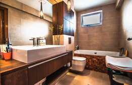 Exclusiv! Duplex super finisat, 130 mp utili, teren de 213 mp, garaj