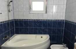 Apartament 3 camere, 55 mp, zona UMF