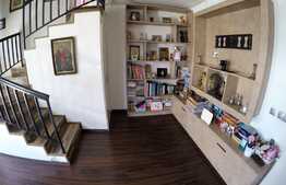 Apartament cu 4 camere, 110 mp utili, garaj, zona Petrom