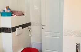 Apartament cu 4 camere, 110 mp utili, garaj, zona Petrom