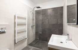 Apartament cu o camera, etaj intermediar, 42 mp utili, terasa, zona strazii Paris