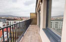 Apartament cu o camera, etaj intermediar, 42 mp utili, terasa, zona strazii Paris