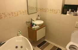 Apartament 2 camere de vanzare, zona Complex Bonjour Residence