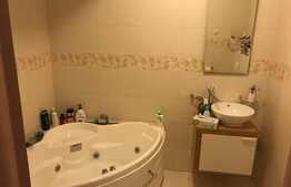 Apartament 2 camere de vanzare, zona Complex Bonjour Residence