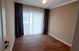 Apartament de lux, incalzire in pardoseala, totul nou, 2 balcoane, etaj intermediar, zona Terra