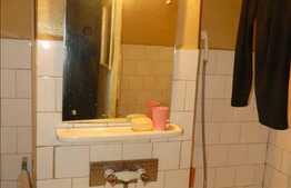 Apartament cu 2 camere de vanzare in zona Intre Lacuri