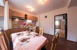 Apartament de vanzare, 3 camere, 67 mp, zona strada Dorobantilor