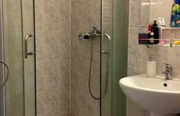 Cauti garsoniera pe etaj intermediar in zona Iulius Mall?