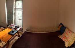 Cauti garsoniera pe etaj intermediar in zona Iulius Mall?