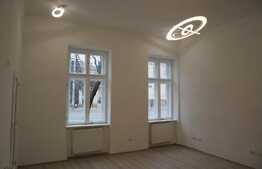 Birou Ultracentral, 115 mp, plus spatii depozitare, doua intrari 