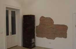 Birou Ultracentral, 115 mp, plus spatii depozitare, doua intrari 