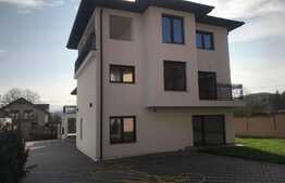 De vanzare casa cuplata, 150mp, situata in zona Lidl