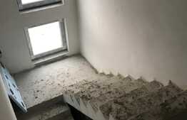 Duplex tip penthouse, garaj, panorama superba, situat in zona strazii Campului