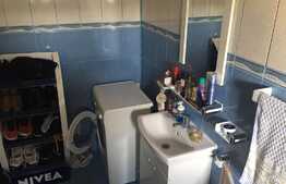 Pret oportun, parcare, etaj intermediar, zona strazii Cetatii