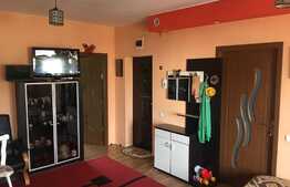 Pret oportun, parcare, etaj intermediar, zona strazii Cetatii