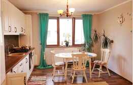 Apartament 3 camere, zona linistita, Floresti!