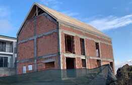 De vanzare duplex,135 mp utili, P+ET+M, 2 locuri parcare