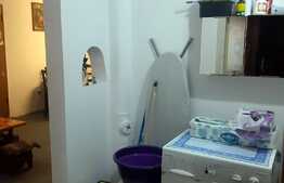 Apartament 3 camere, 70 mp, 2 balcoane, zona strazii Tatra