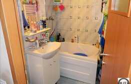 2 camere de vanzare, mobilat partial