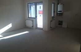 Apartament 3 camere, 65 mp, semifinisat, parcare cu CF, zona Sub Cetate
