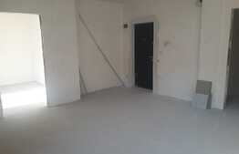 Apartament 3 camere, 65 mp, semifinisat, parcare cu CF, zona Sub Cetate